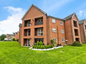 Communal Garden- click for photo gallery